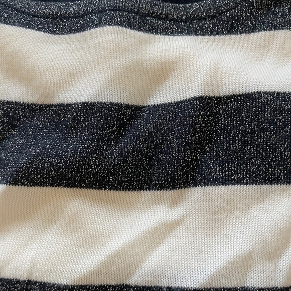 Shirt - Picture 2 of 3